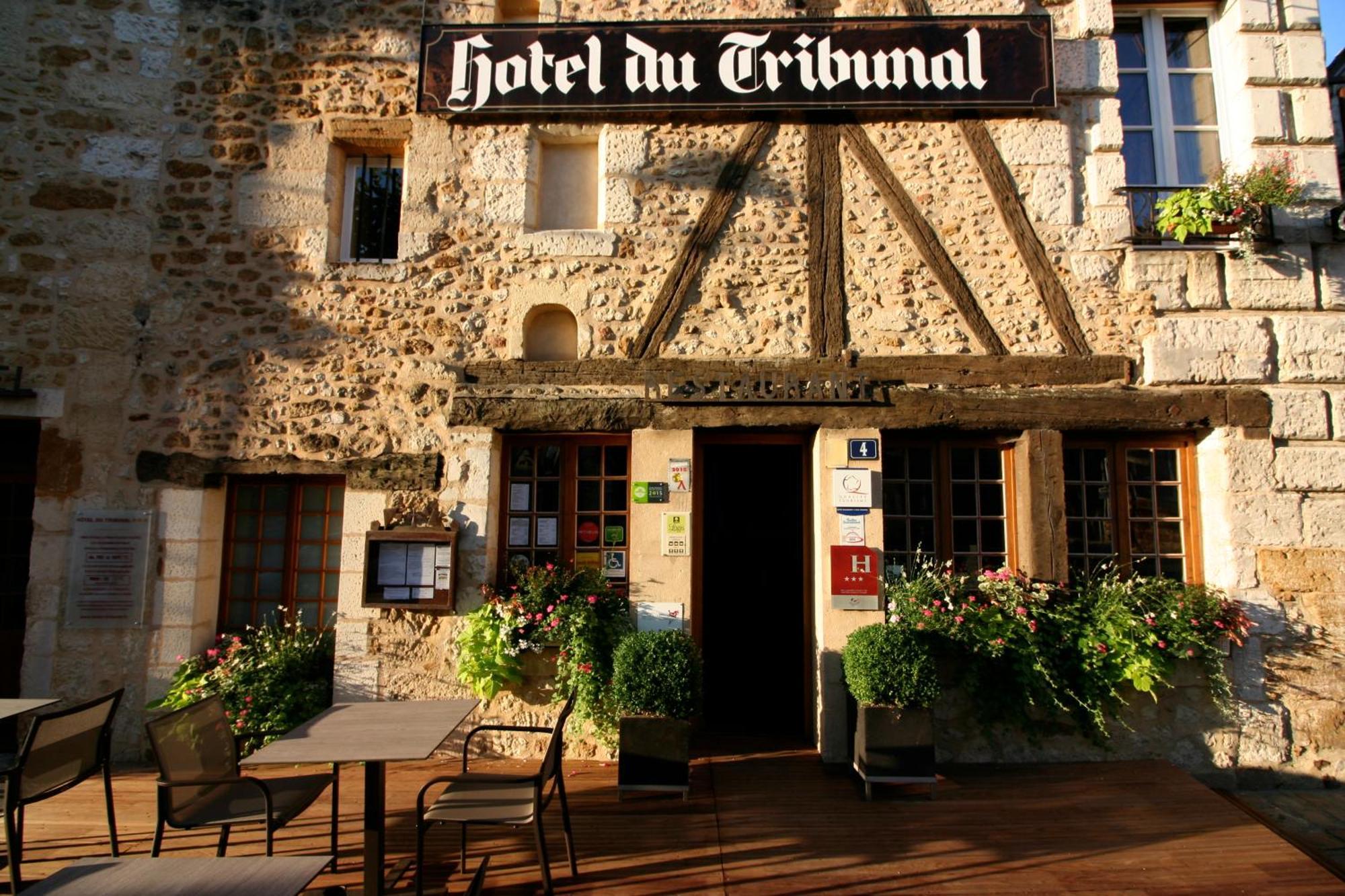 Logis - Hotel & Restaurant Du Tribunal Mortagne-au-Perche Exterior foto